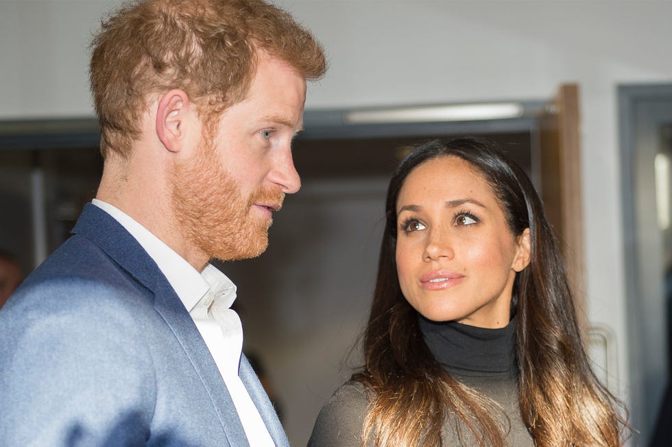Hair, Hairstyle, Chin, Forehead, Coat, Jewellery, Iris, Suit, Beard, Facial hair, 