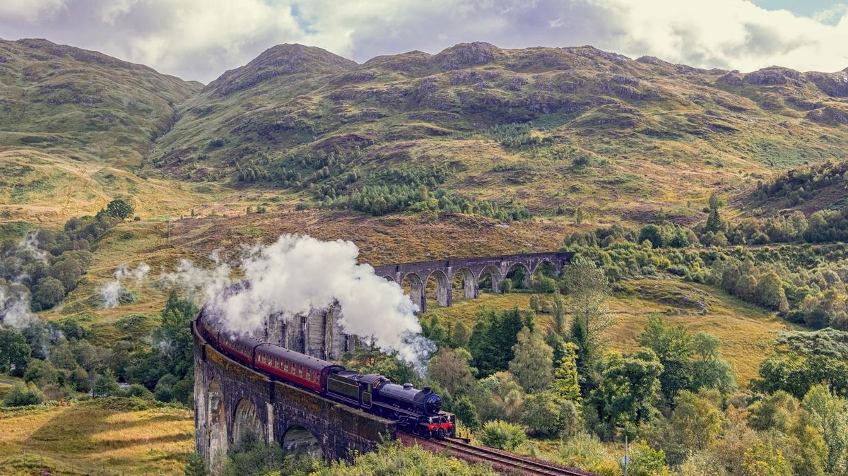 preview for 15 "Harry Potter" Destinations You Can Visit in Real Life