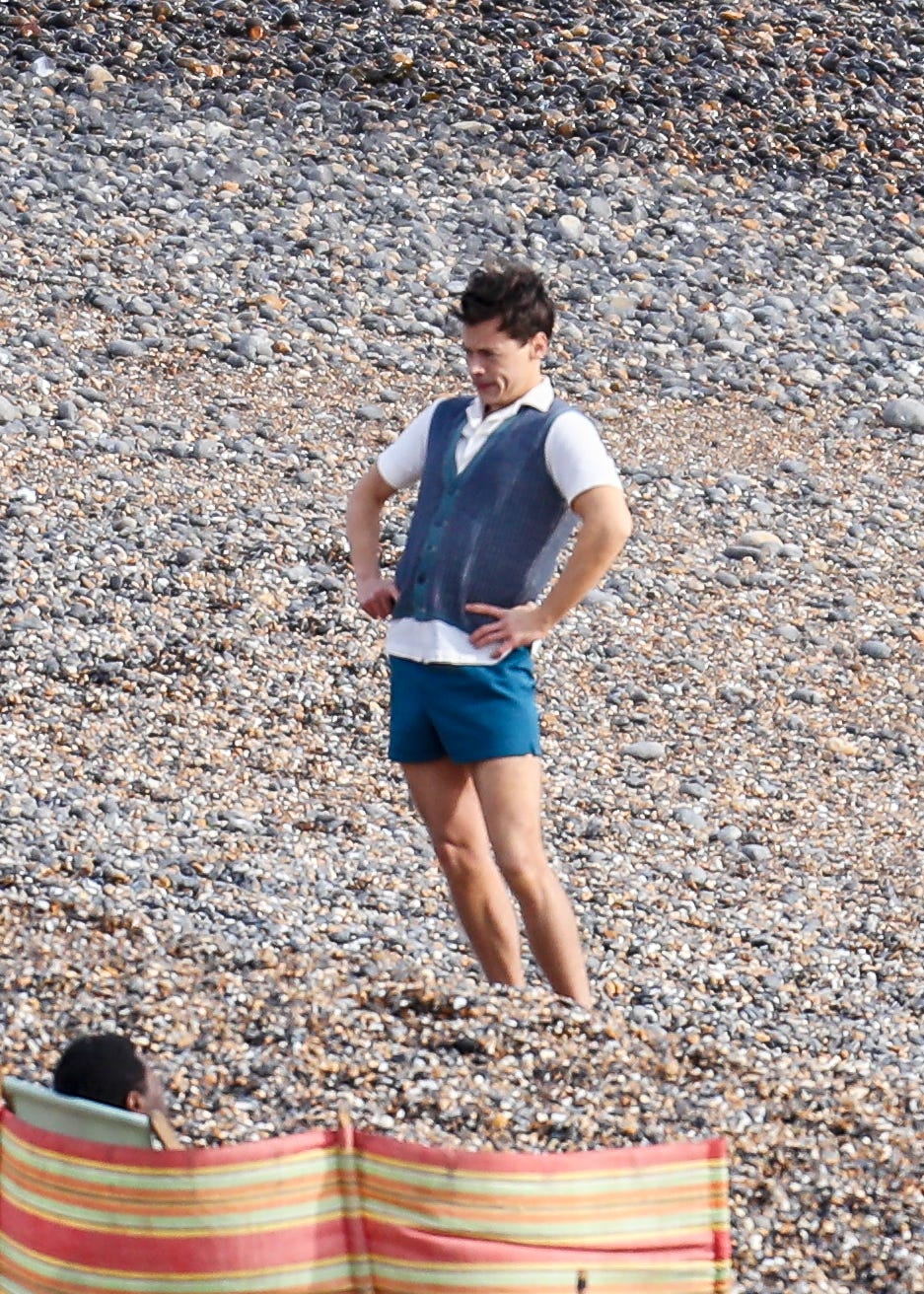 Harry Styles is still all about the short-short summer