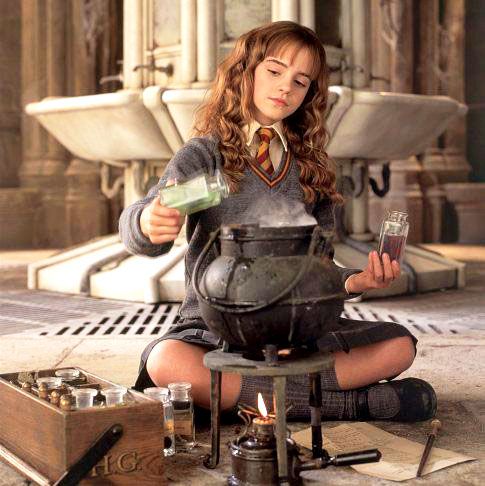 J.K. Rowling originally had a different name for Hermione Granger and it  was bad!