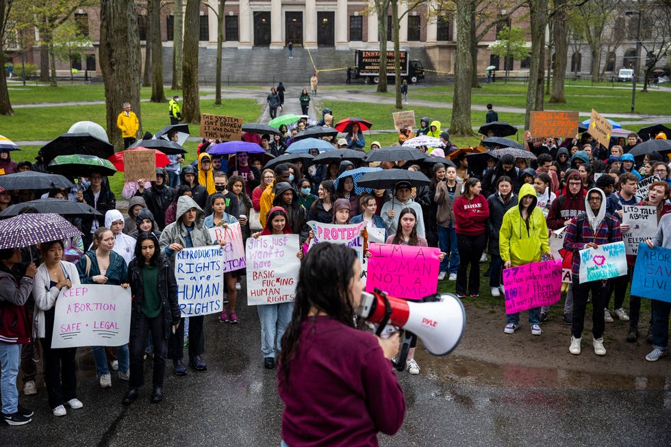 cambridge, ma may 4 ava pallotta, center, speaks to students at harvard university while they rallied on may 4, 2022 in harvard yard in cambridge, ma to defend abortion rights and protest against a leaked draft opinion of the us supreme court that would overturn roe v wade, the landmark 1973 case that legalized abortion nationwide they were met by counter protests, who argued that roe vs wade should be overturned photo by erin clarkthe boston globe via getty images