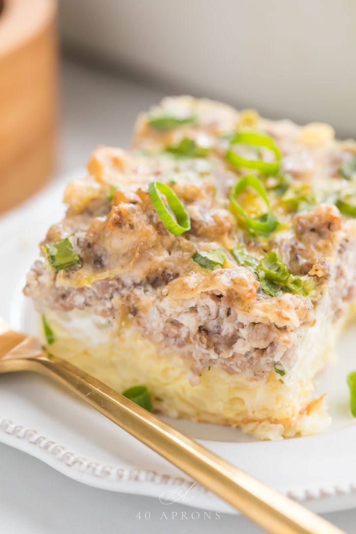 https://hips.hearstapps.com/hmg-prod/images/hashbrown-sausage-casserole-whole30-dairy-free-4-1548876611.jpg