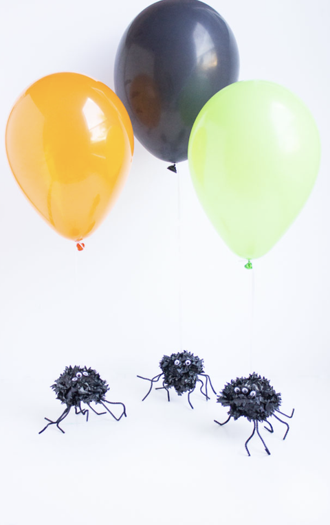 haunted house party ideas pom pom spiders