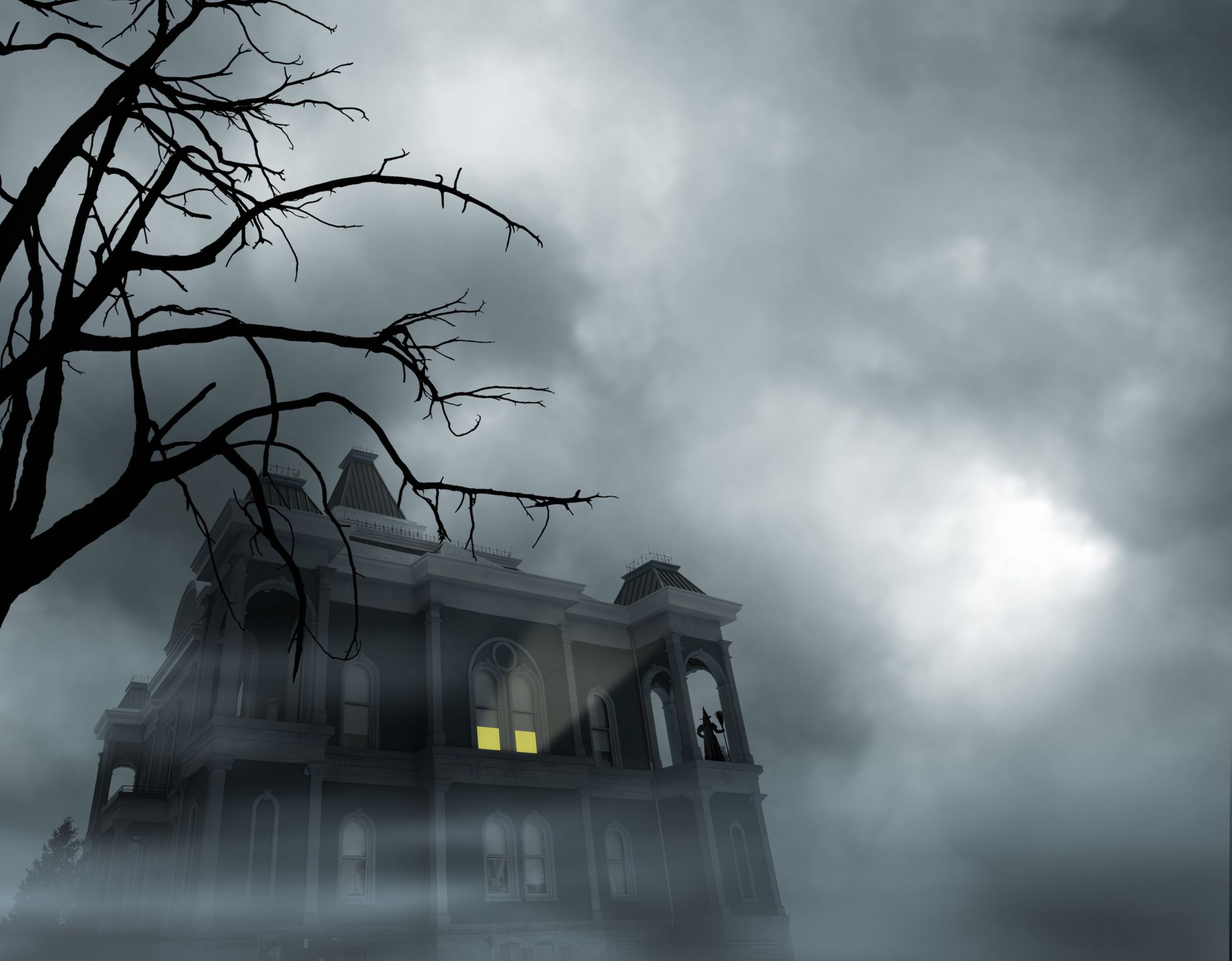 We Have a Ghost' Review: Netflix Haunted-House Movie Is a Fixer Upper