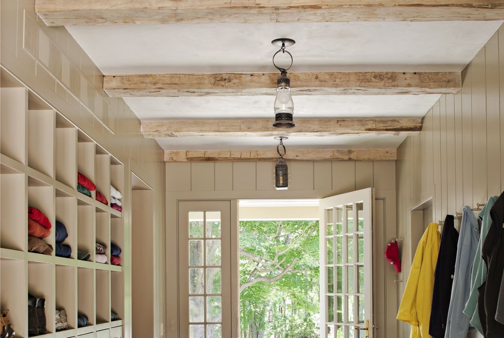 30 Mudroom Ideas That Are Stylish and Functional