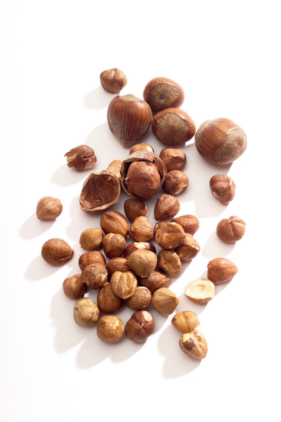 13 Best Low-Carb Nuts and Seeds for Your Keto Diet