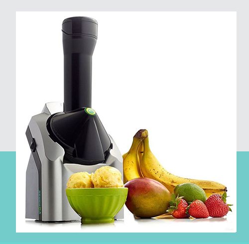 Natural foods, Juicer, Vegetable juice, Kitchen appliance, Food group, Small appliance, Food, Blender, Mixer, Fruit, 