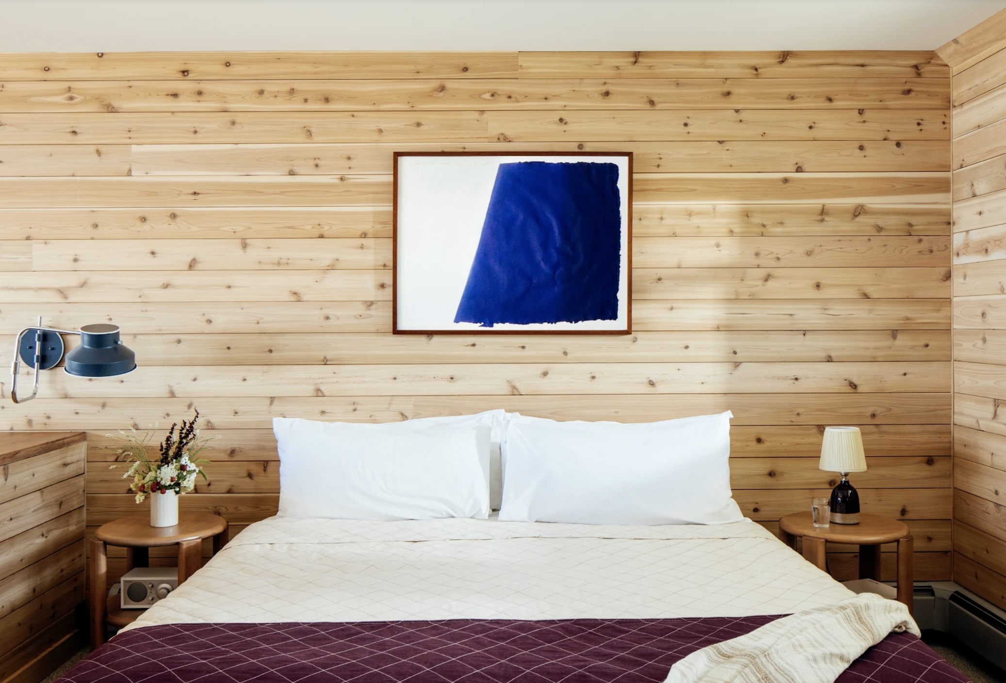 60 Stylish Bachelor Pad Bedroom Ideas | Luxurious bedrooms, Masculine bedroom  design, Bedroom interior