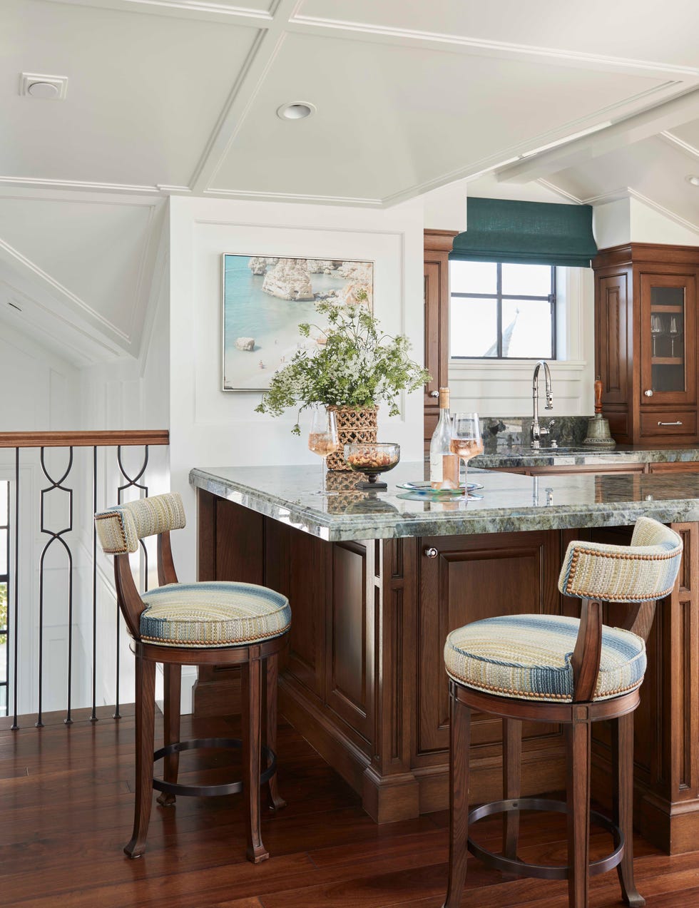 third floor landing area with kitchen and entertaining room