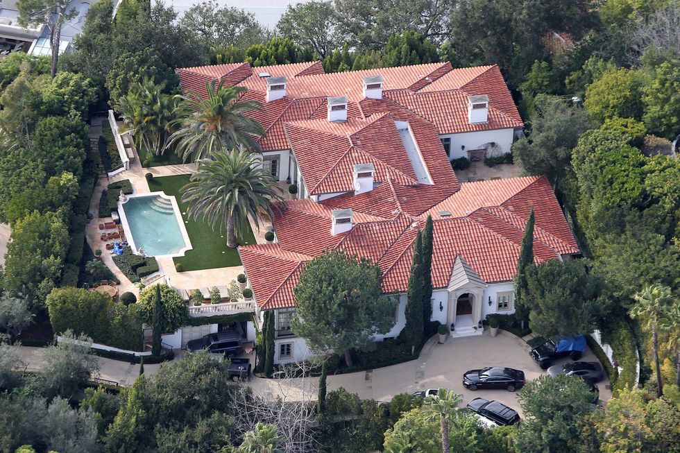 Victoria and David Beckham Recently Sold Their LA House For $33 Million
