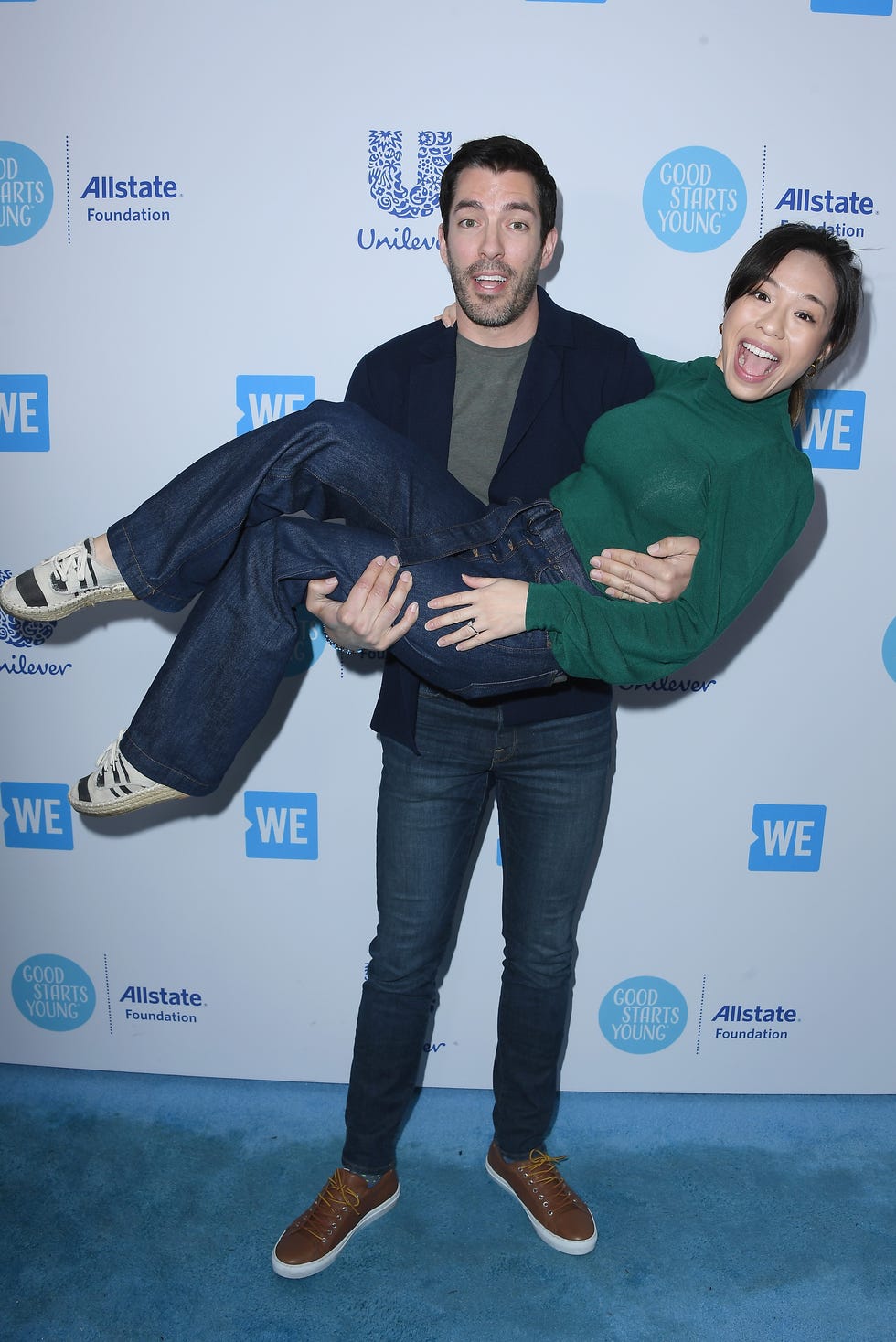 Property Brothers Star Drew Scott And Fiancee Linda Phan