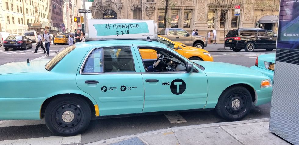 Tiffany & Co turns New York's signature yellow cabs blue