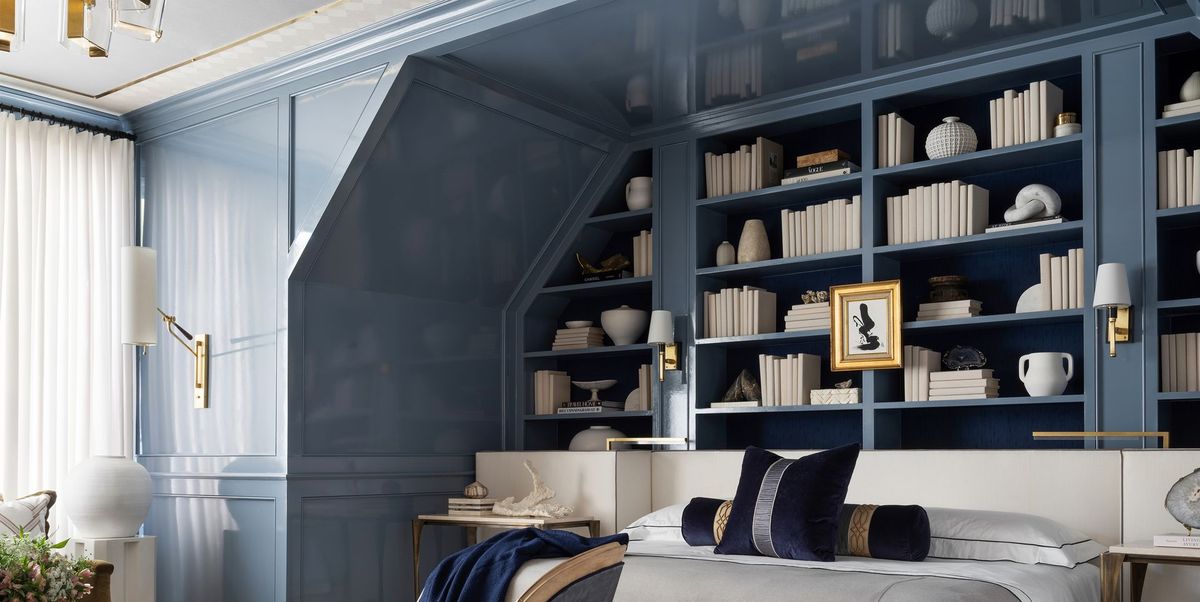 blue lacquered paint bedroom