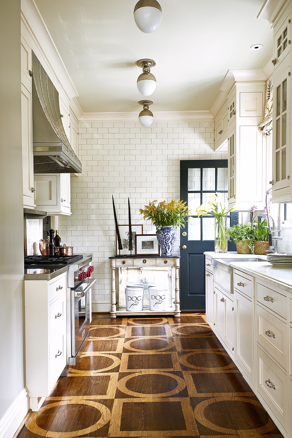27 Chic French Country Kitchens