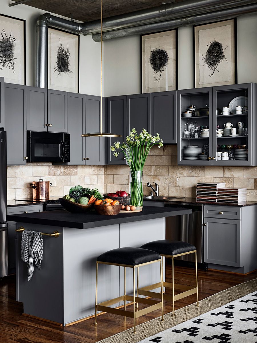 51 Stylish and Elegant Black and White Kitchen Ideas - Matchness.com  White  kitchen decor, Latest kitchen designs, Kitchen cabinet design