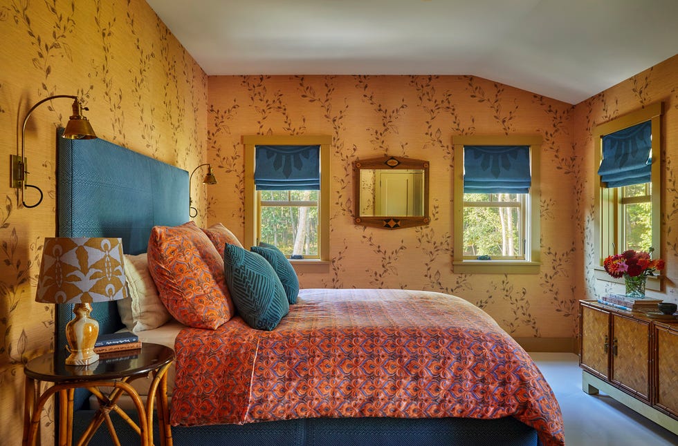 adirondack style cottage home in coecles harbor on shelter island designed by serena dugan
