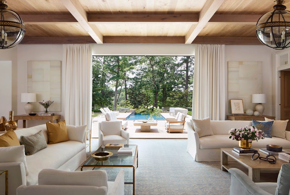 home in atlanta’s buckhead neighborhood designed by suzanne kasler interiors. living room.