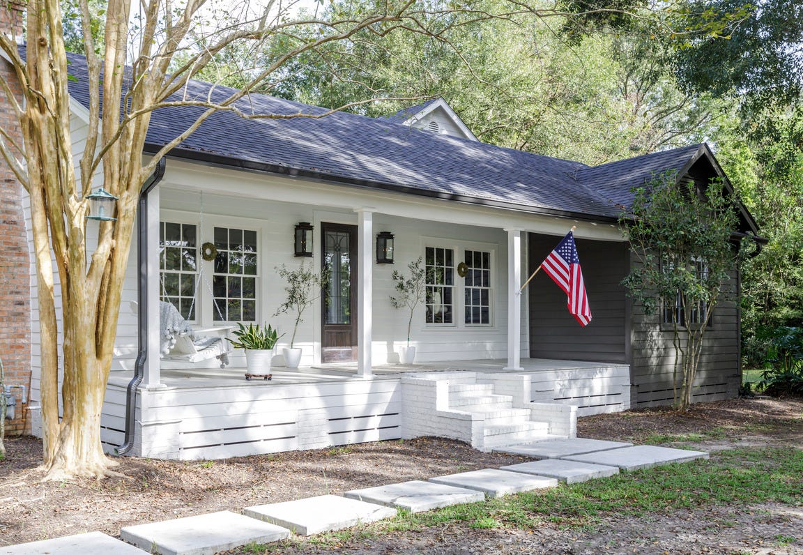 The Surprising Reason Ranch-Style Homes Are Suddenly VERY Popular Again