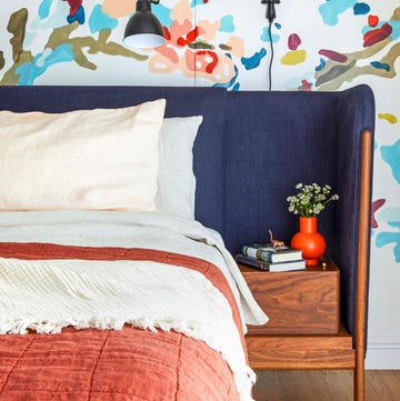 Bedroom, Bedding, Bed, Bed sheet, Room, Furniture, Pillow, Textile, Orange, Interior design, Bedroom, Bedding, Bed, Bed sheet, Room, Furniture, Pillow, Textile, Orange, Interior design,
