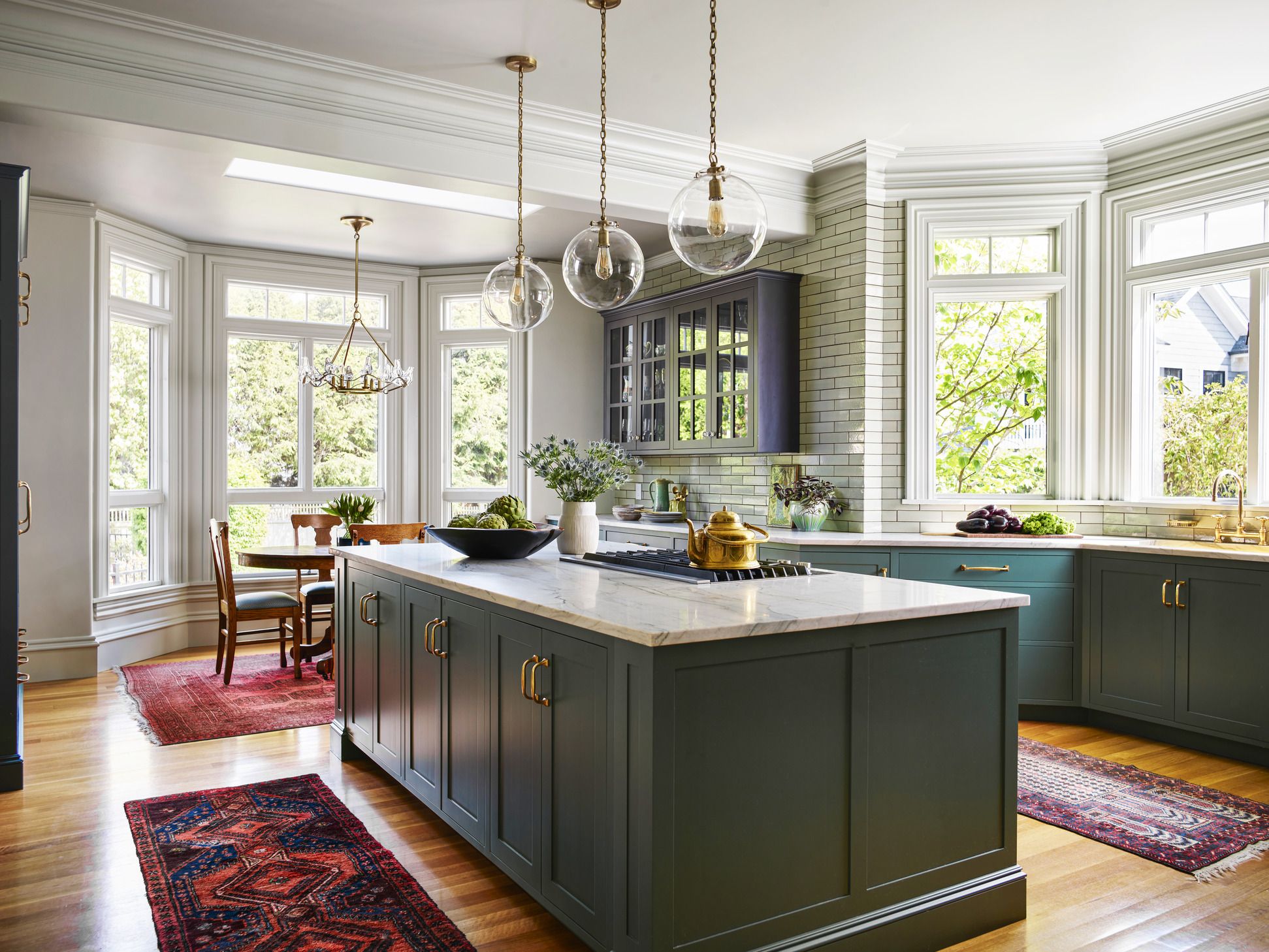 How To Paint Kitchen Cabinets Best