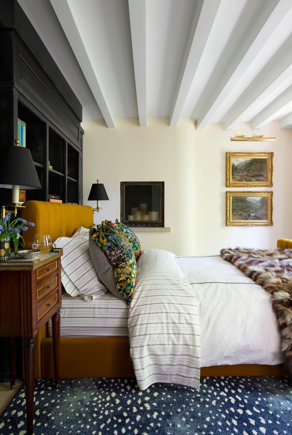 bedroom by summer thornton