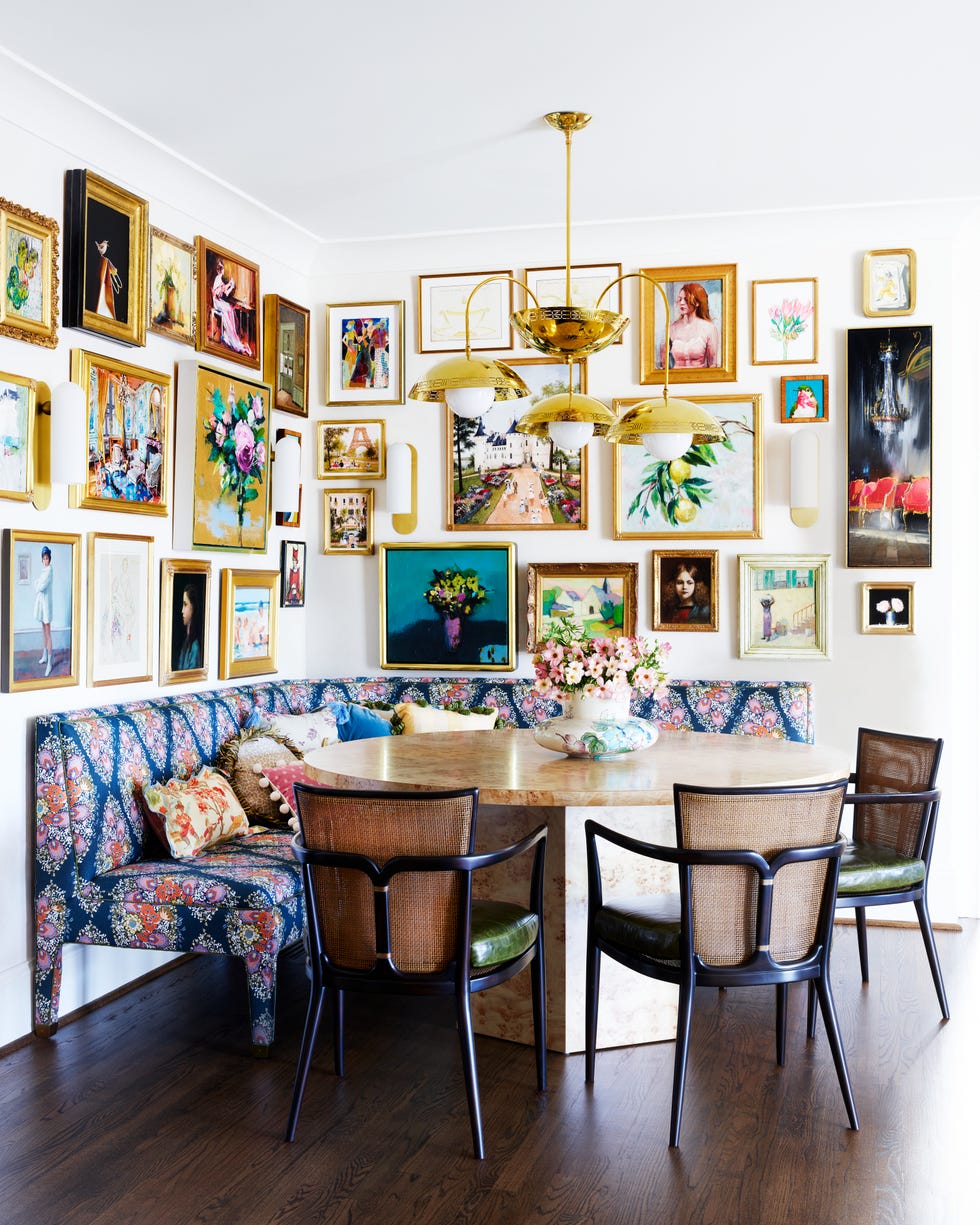 georgian home\, in raleigh\, north carolina designed by charlotte lucas design. breakfast nook.