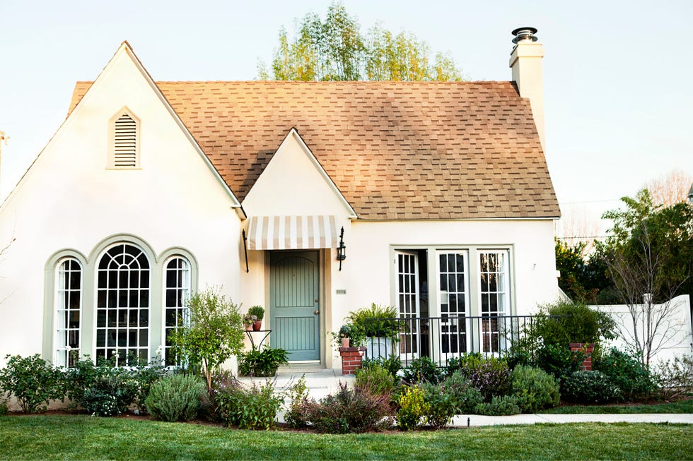Home, House, Property, Roof, Residential area, Building, Real estate, Estate, Cottage, Architecture, 