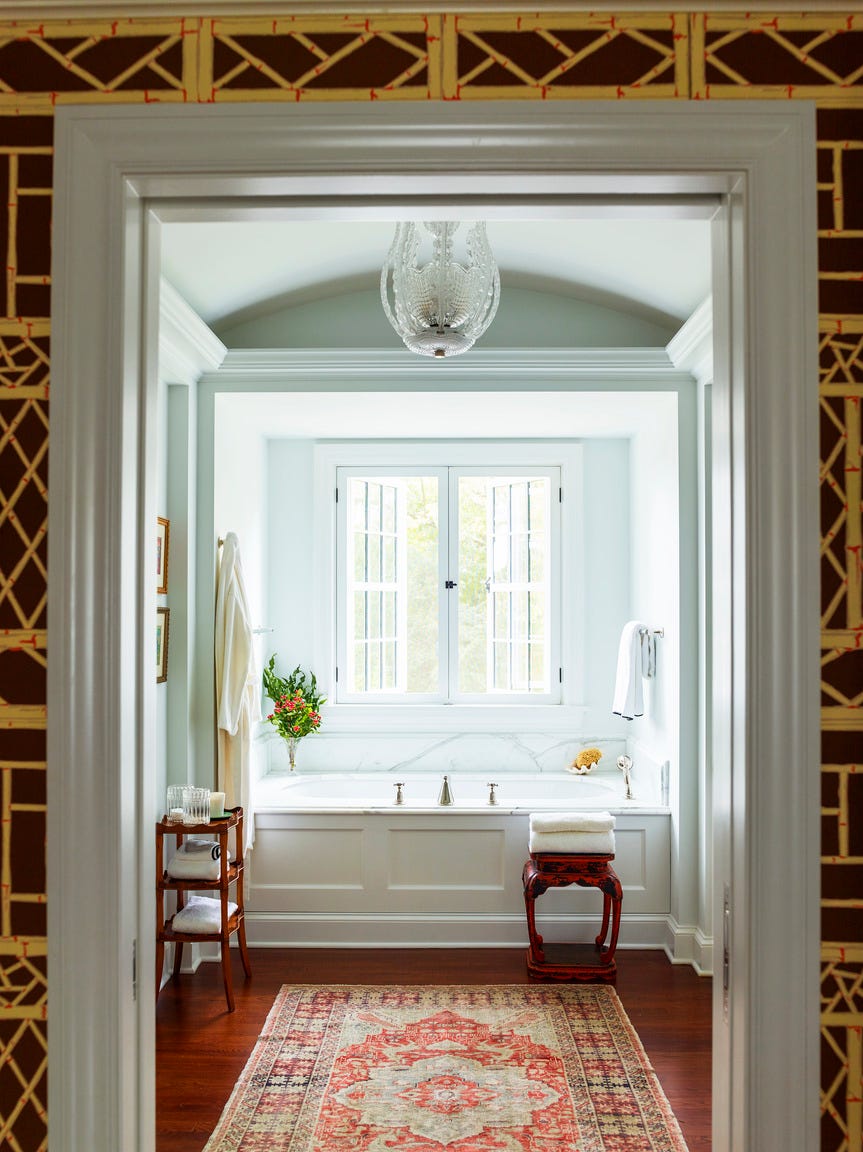 Why Alcove Bathtubs Are Taking Over Bathroom Design, According to Experts