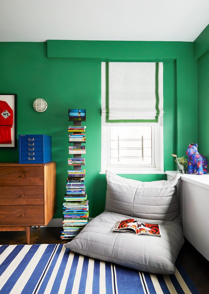 kelly green painted kids room