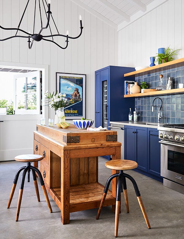 Kitchen with table and chairs