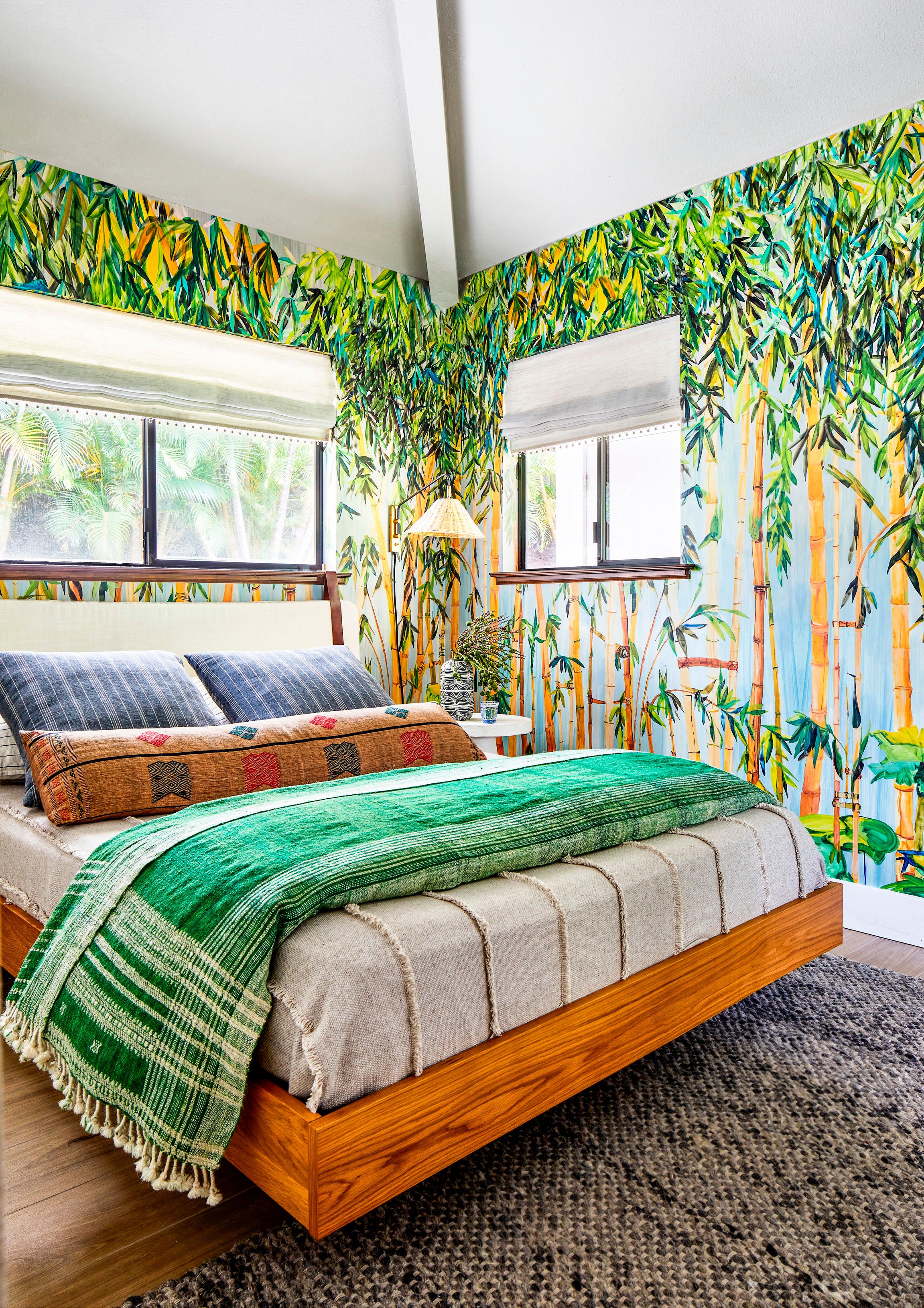 Tropical deals bedroom theme