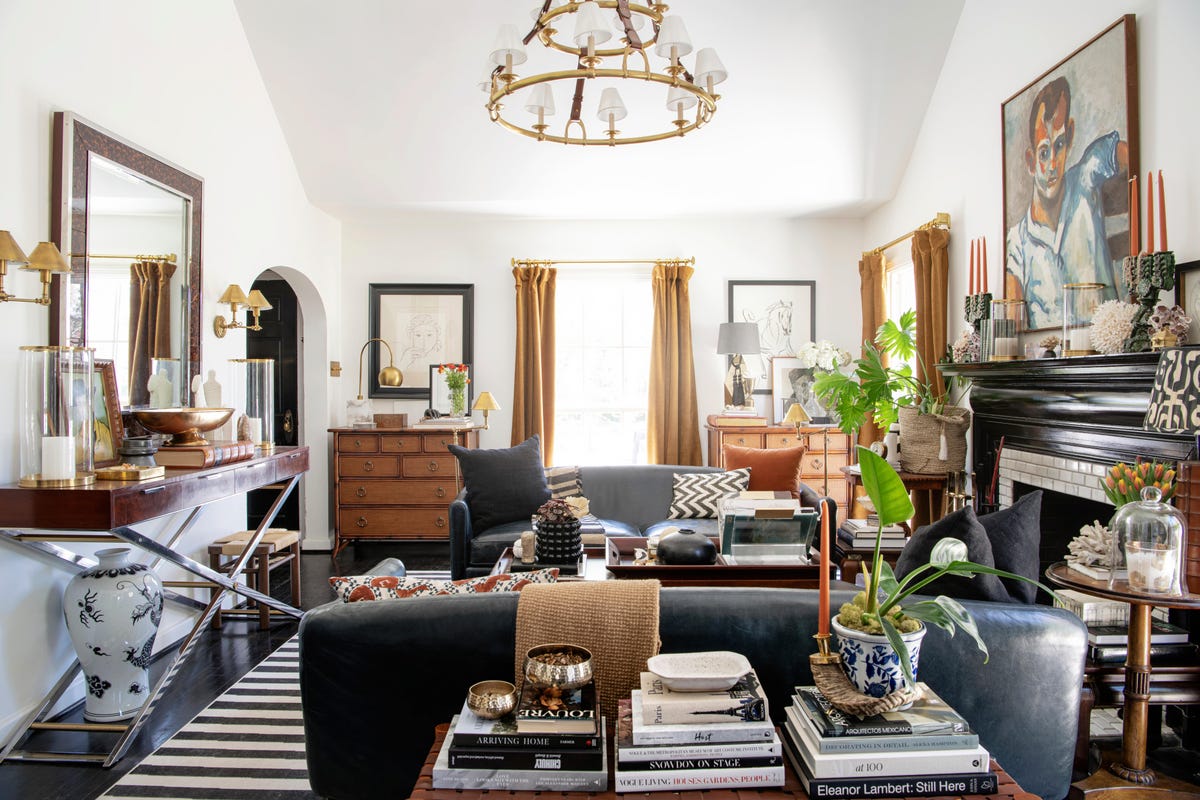 Inside the Charming Dallas Cottage Where Designer Javier Burkle Hosts ...