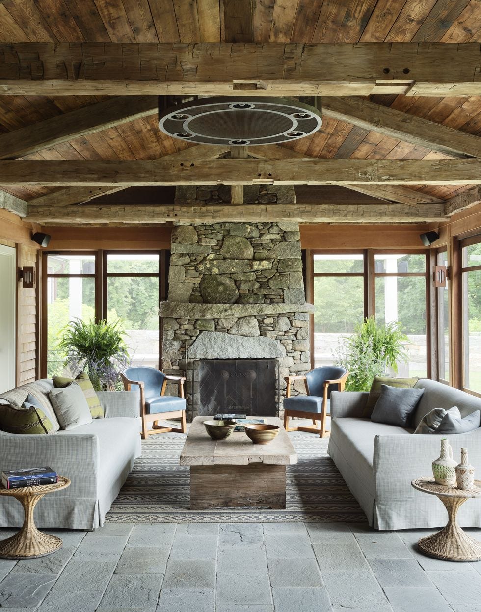 15 Screened In Porch Ideas for a Perfect Outdoor Retreat