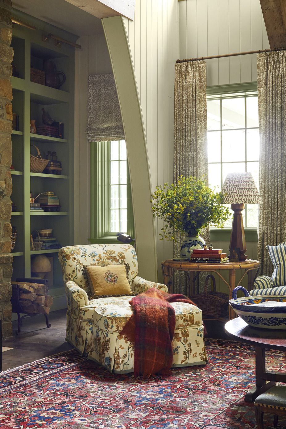 39 Versatile Living Room Curtain Ideas