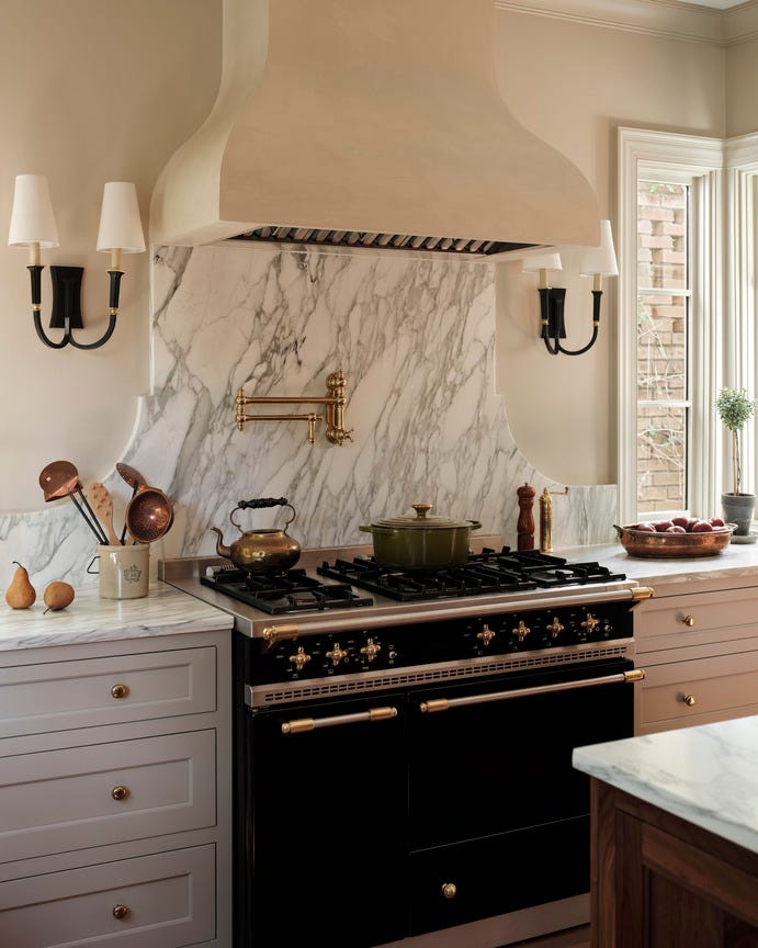 kitchen in east memphis, tennessee, designed by lindsey black interiors