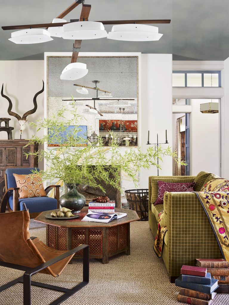 Tour a Dallas Home By Meredith McBrearty