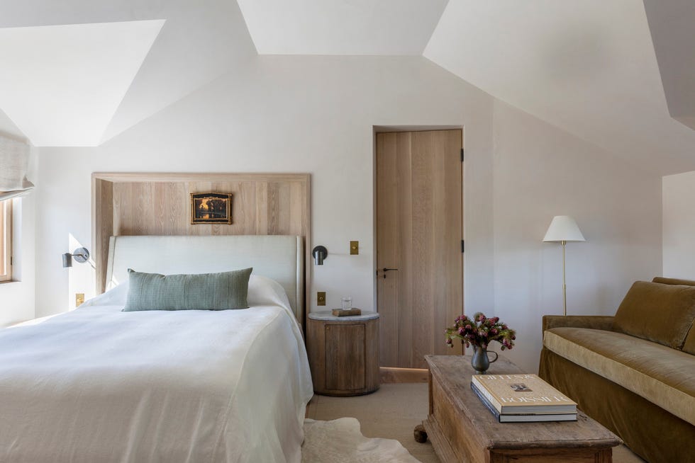 1990s ranch house in texas hill country designed by marie flanigan interiors.