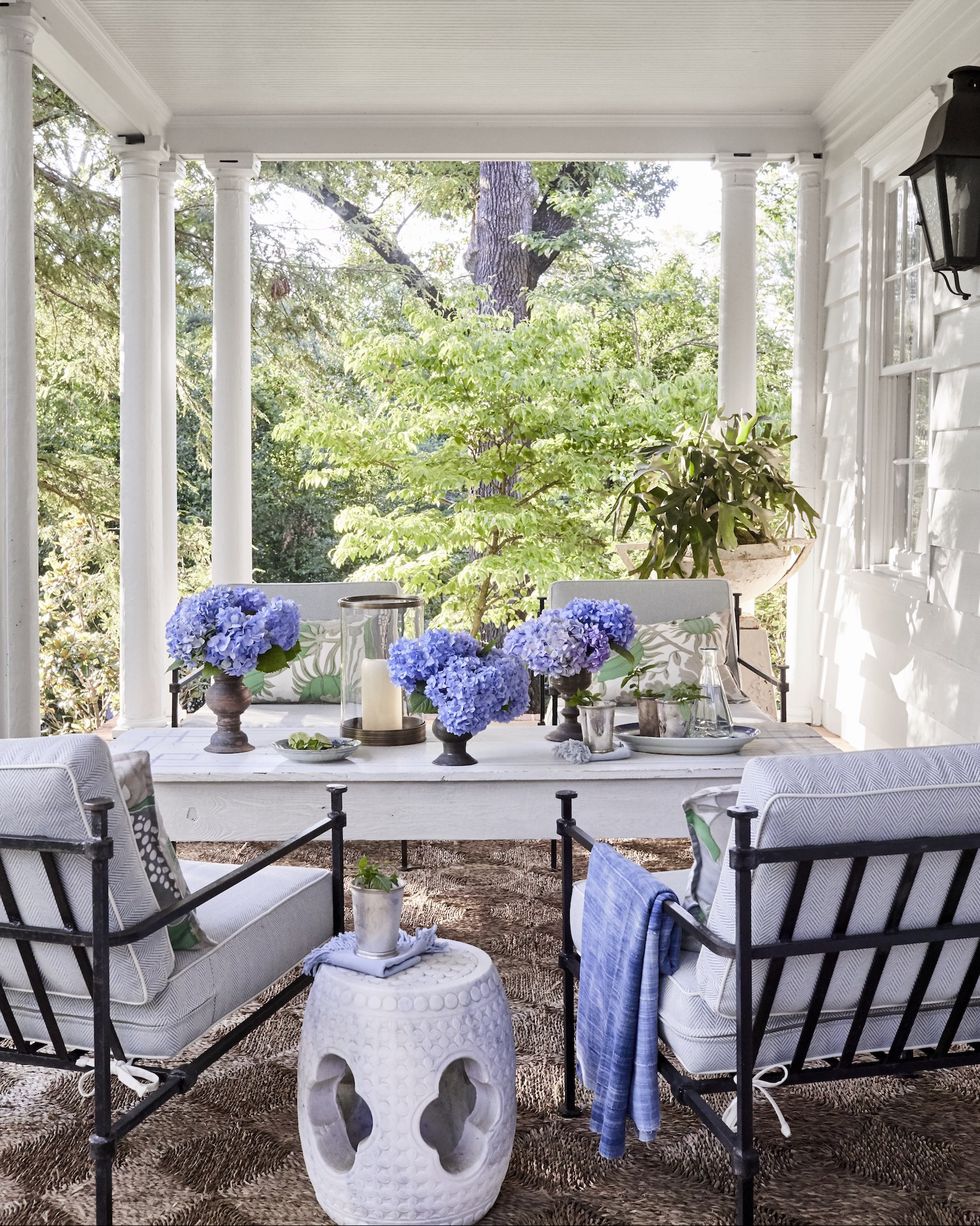Blue, Room, Porch, Furniture, Purple, Property, Home, Interior design, Table, House, 