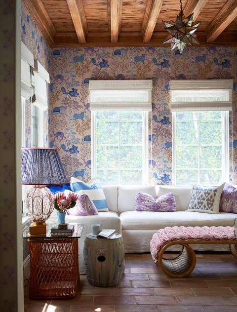 wallpaper ideas for living room feature wall