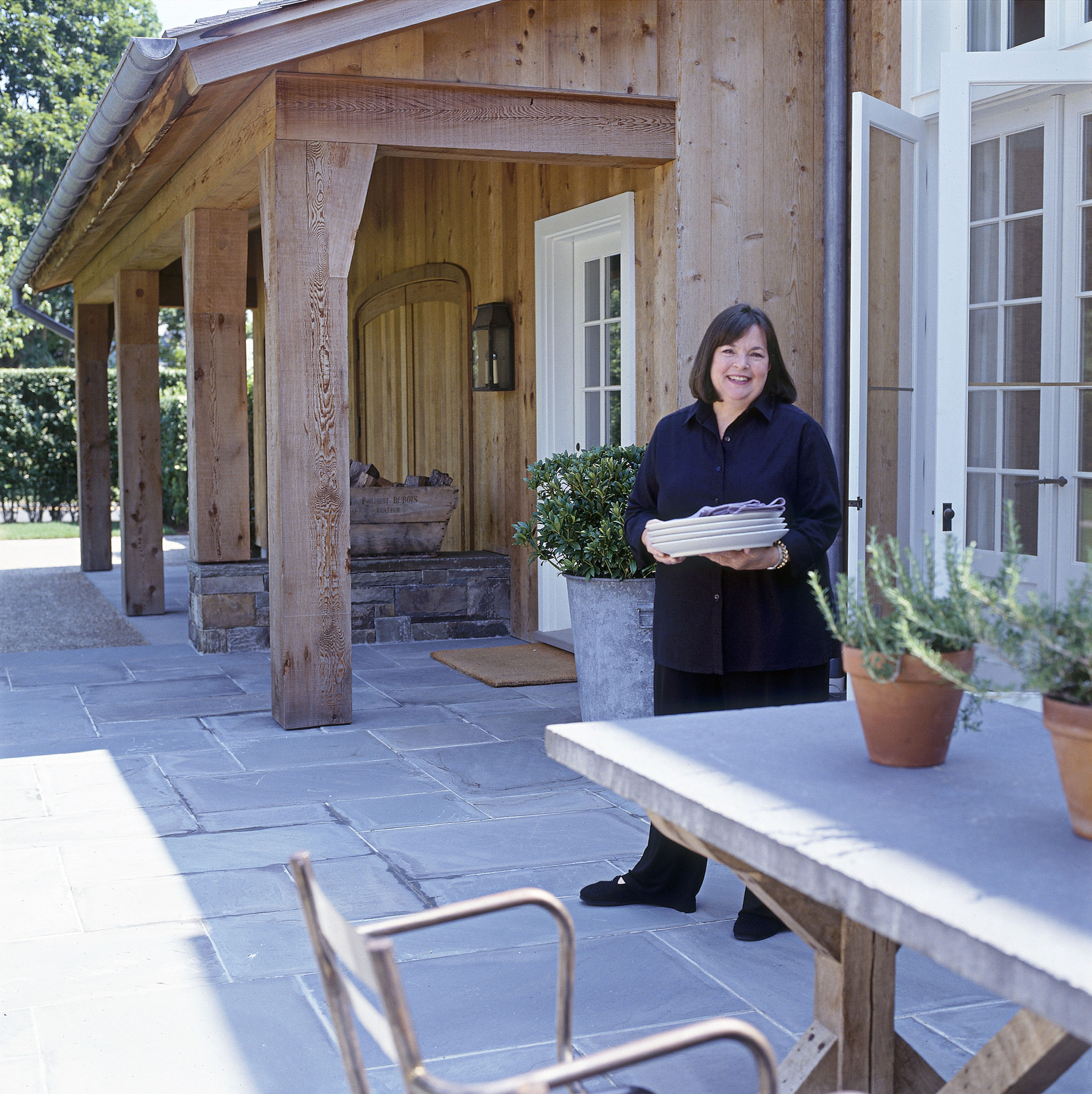 Ina Garten's East Hampton Barn Is the Summer Dream We ALL Want In On