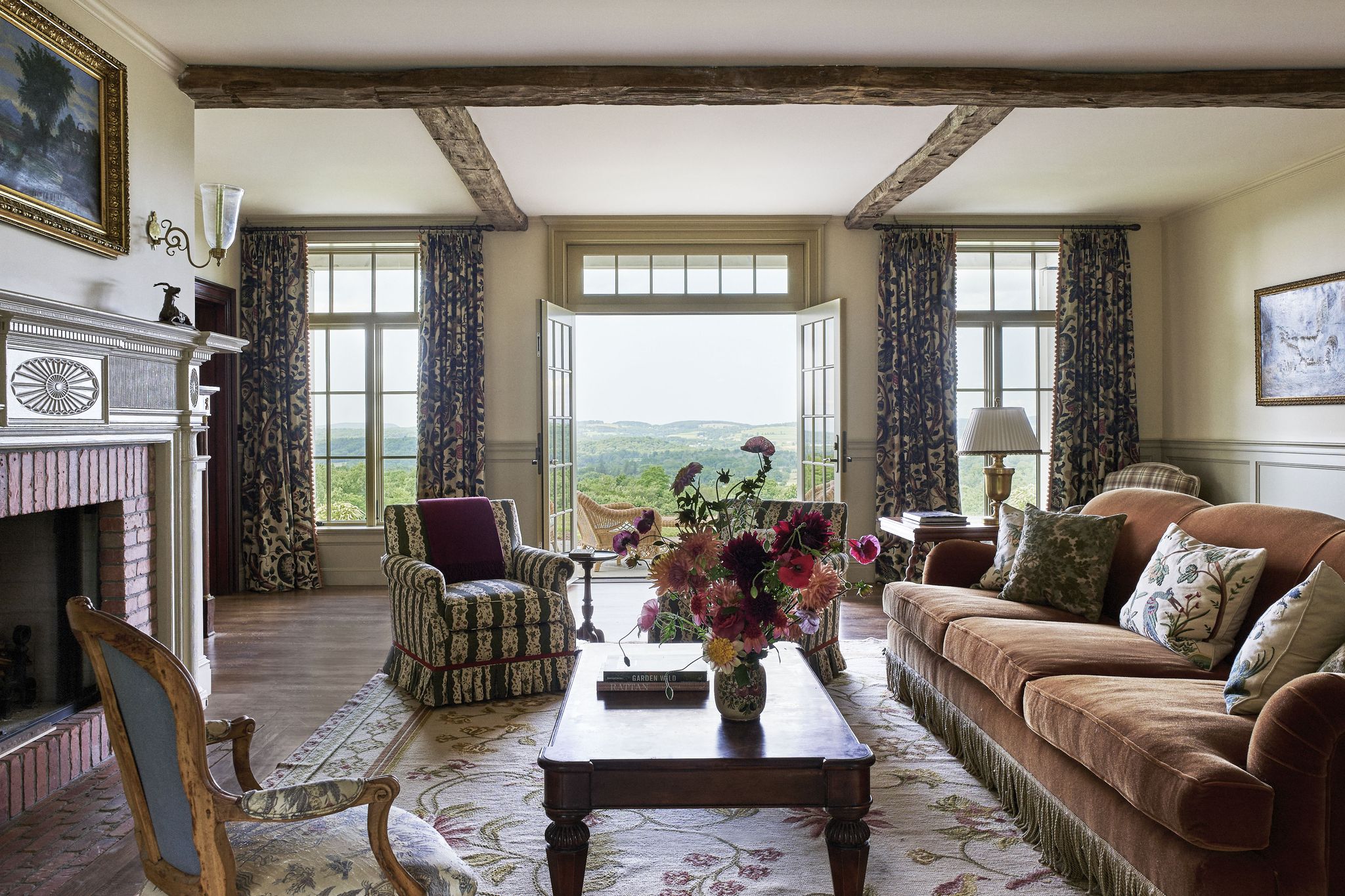 A Gracious Country House For New York