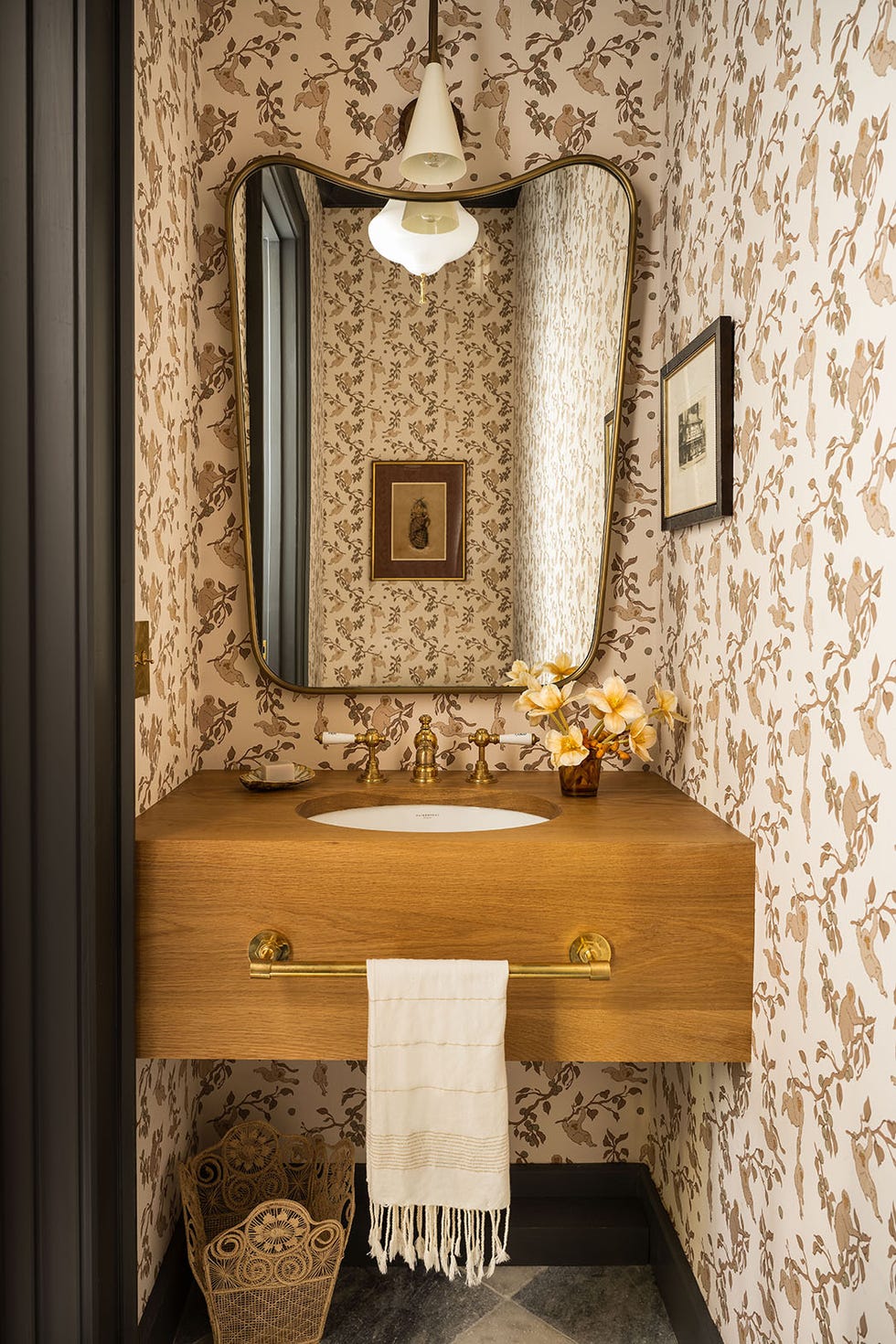 midcentury modern bathroom ideas