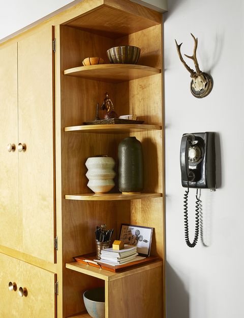 Shelf, Furniture, Shelving, Room, Hutch, Cabinetry, Cupboard, Interior design, Wood, Home accessories, 