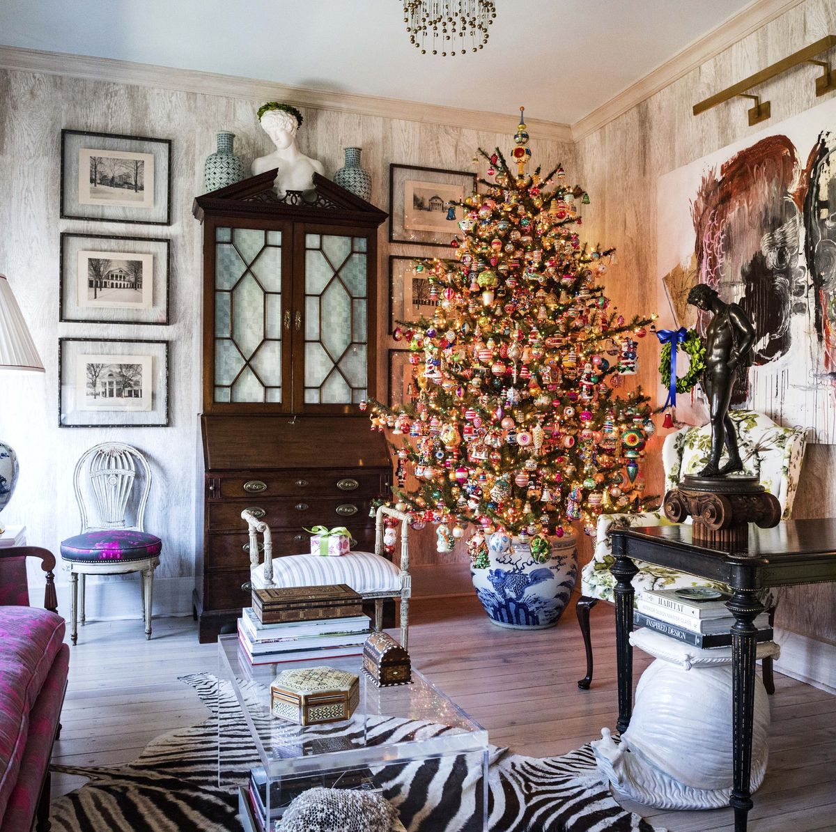 This Year's Holiday Glam Apartment Decor- My Life as Lauren Blog