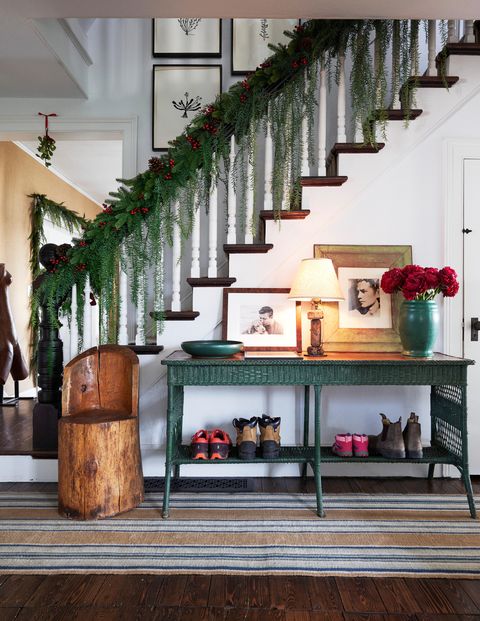staircase image of alfredo peredes home