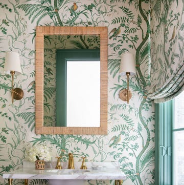 bathroom with printed wallpaper by designer clarybosbyshell bathroom with printed wallpaper by designer clarybosbyshell