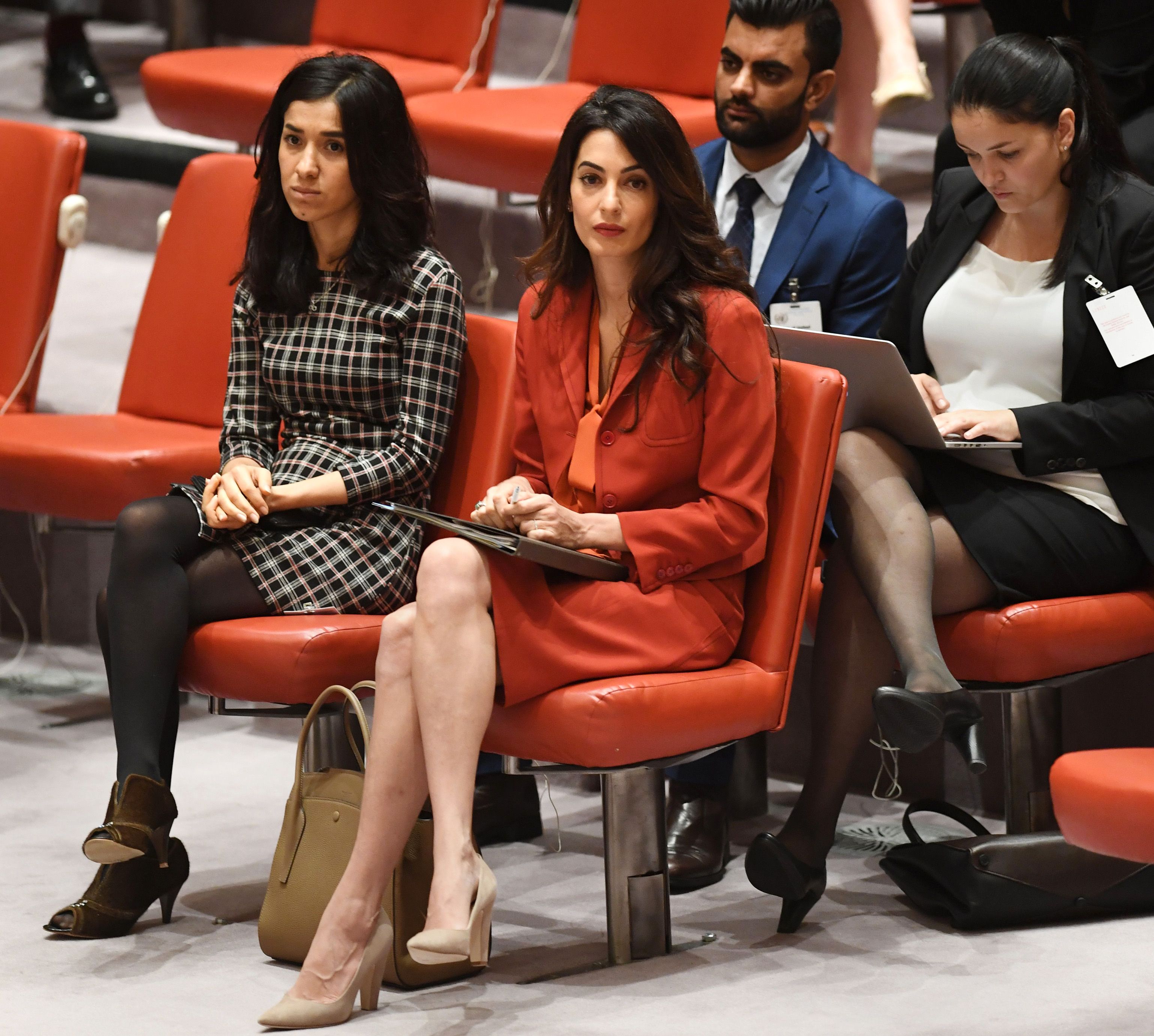 Art Met Pussy Mary Kate Olsen - Amal Clooney Returns to the U.N. for the First Time Since Welcoming Twins