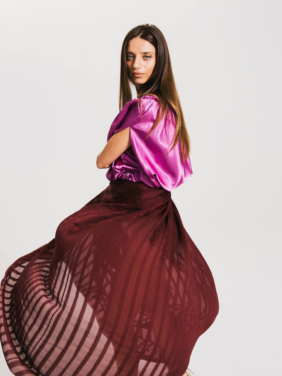 Clothing, Fashion model, Pink, Dress, Fashion, Beauty, Photo shoot, Purple, Magenta, Shoulder, 