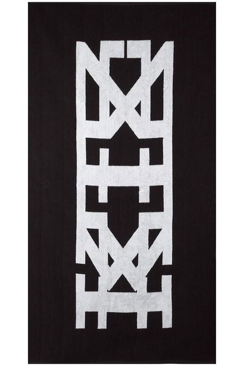 Font, Pattern, Rug, Beige, Rectangle, Textile, Black-and-white, 