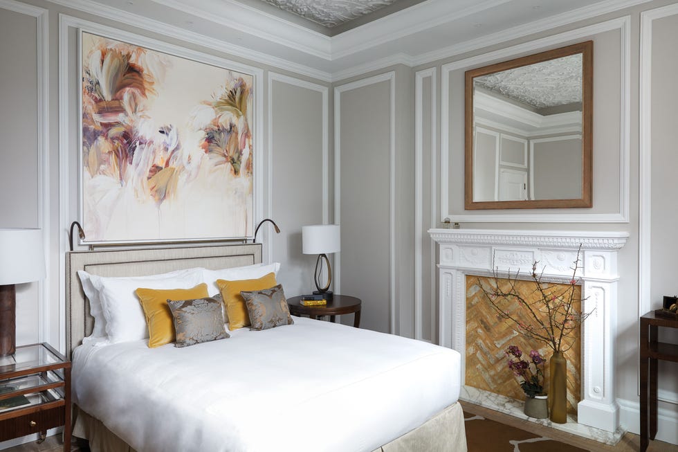 Stay at Belmond Cadogan Hotel, London, and be perfectly positioned